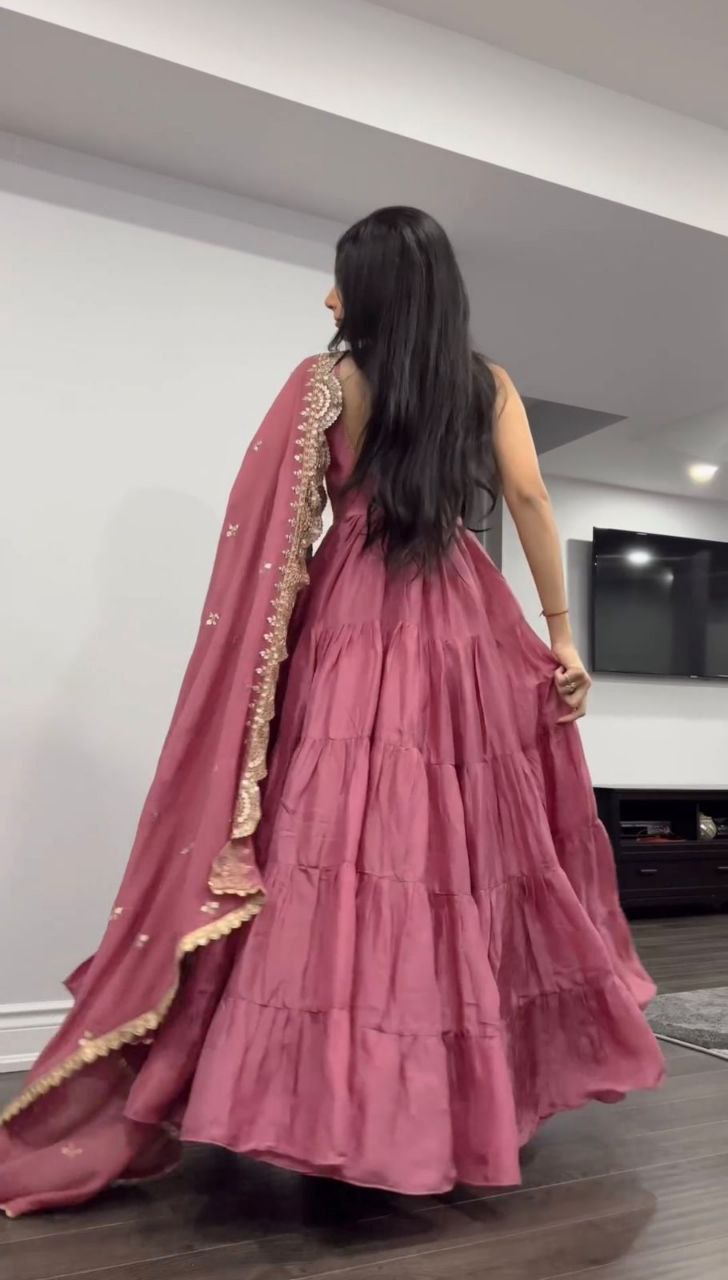 Designer Pink Heavy Fox Georgette Gown