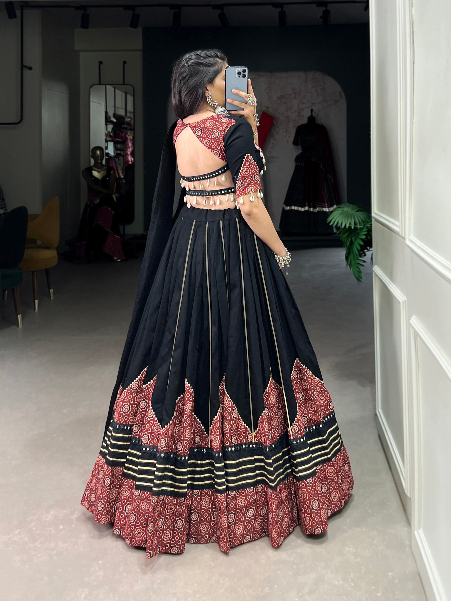 Black Color Plain With Printed And Paper Mirror Work Lace Border Chaniya Choli