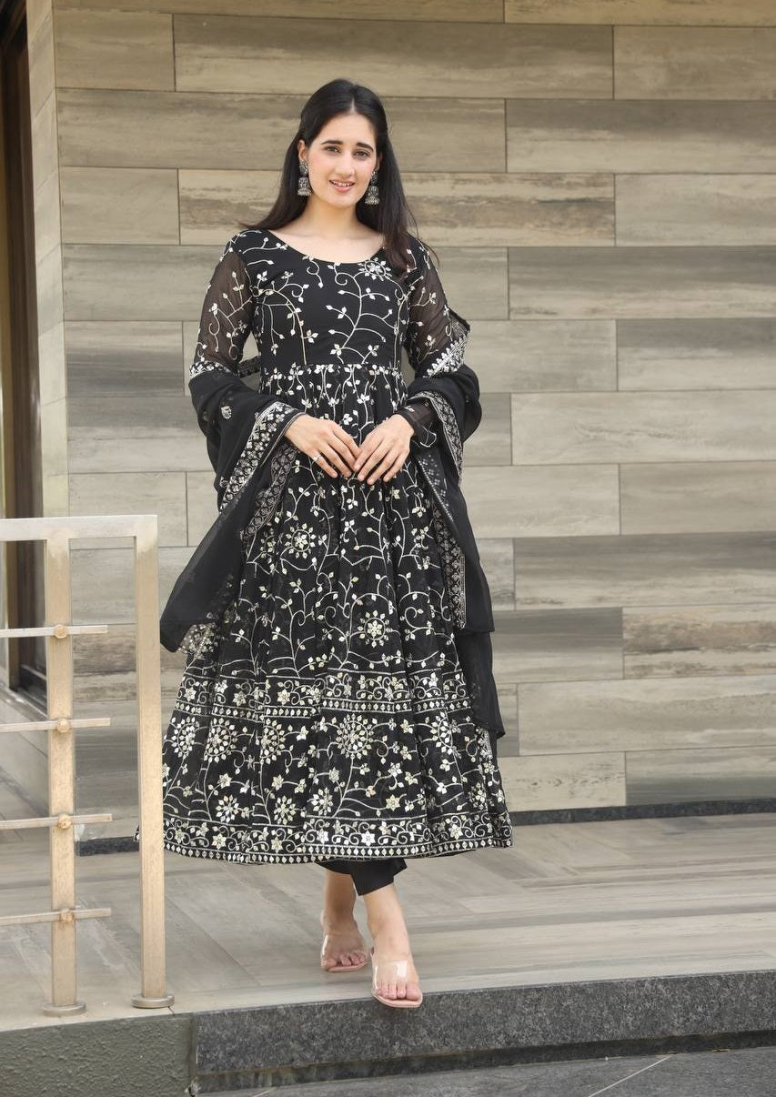 Presenting Full Heavy Work Black Color Anarkali Suit