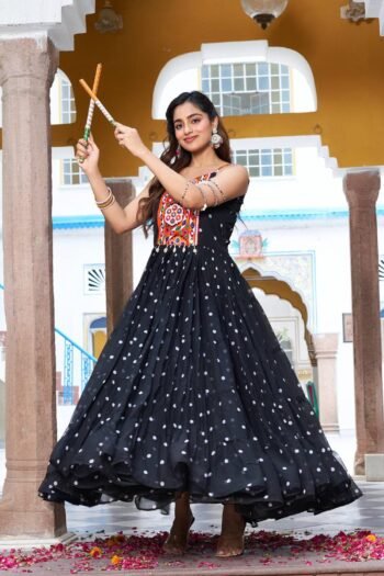 Black Navratri Gamthi Work Gown