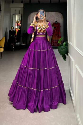 Garba Glamour choli by dhinglimatching